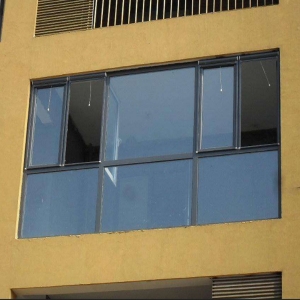 斷橋鋁門(mén)窗